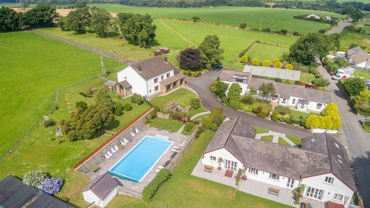 Trenewydd Farm Holiday Cottages Кардиган Экстерьер фото